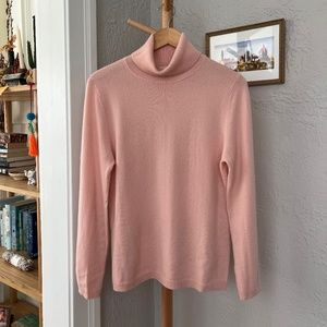 Garnet Hill Cashmere Turtleneck Sweater // L
